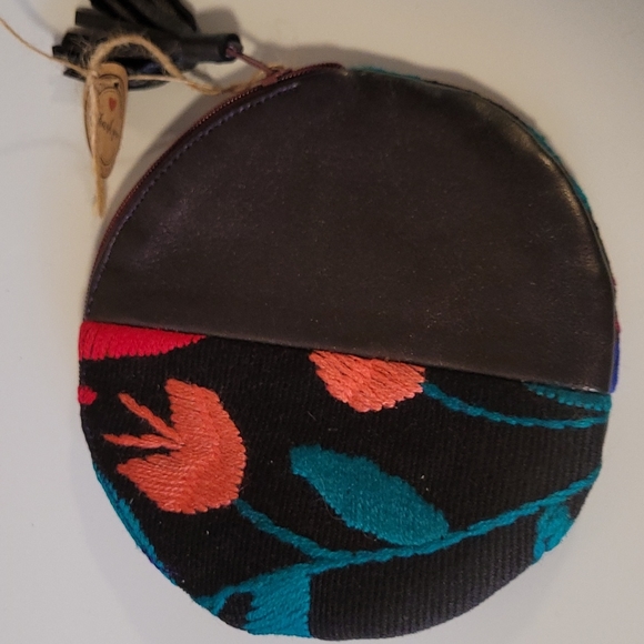 Handmade leather purse - Picture 2 of 6